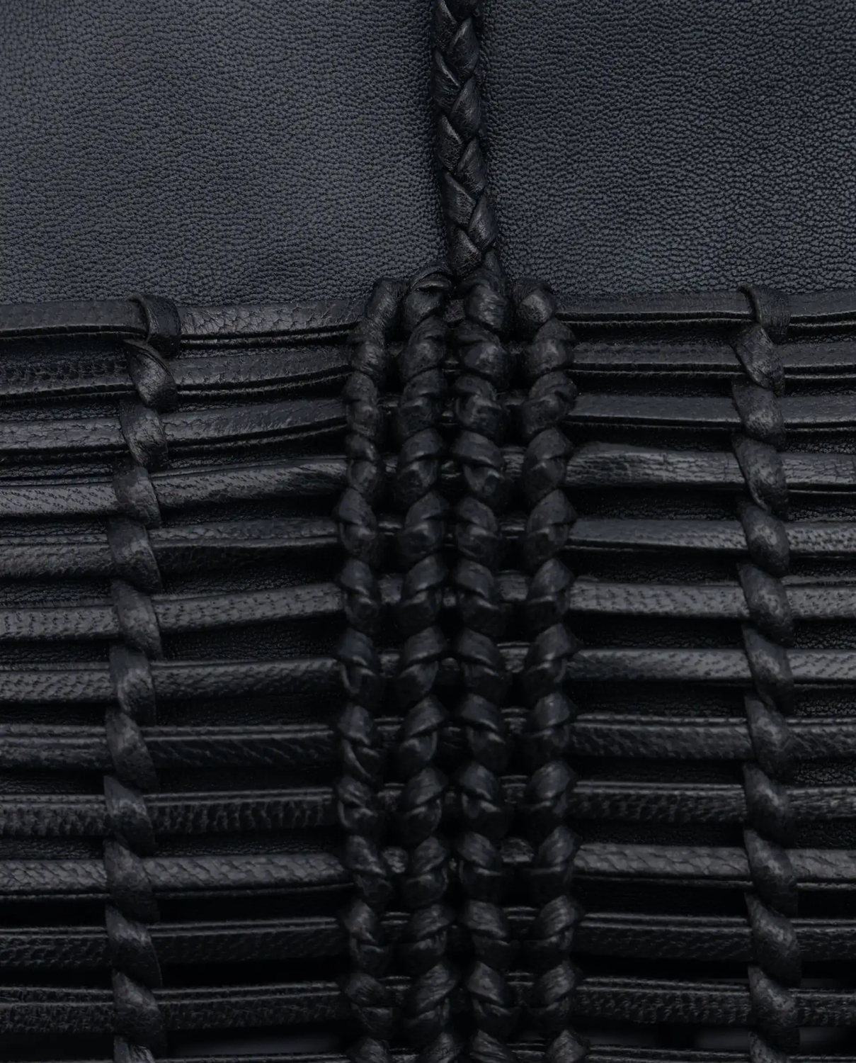 Lottusse editar bolso shopper de cabra trenzado negro mujer accesorios V40NX363